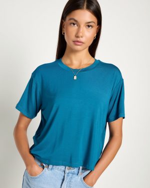 Slinky Newport Cropped Tee