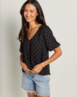 Printed Woven Short Sleeve Twist Front Top